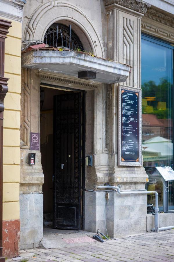 Piata'S Hidden Apartment Brasov Ngoại thất bức ảnh